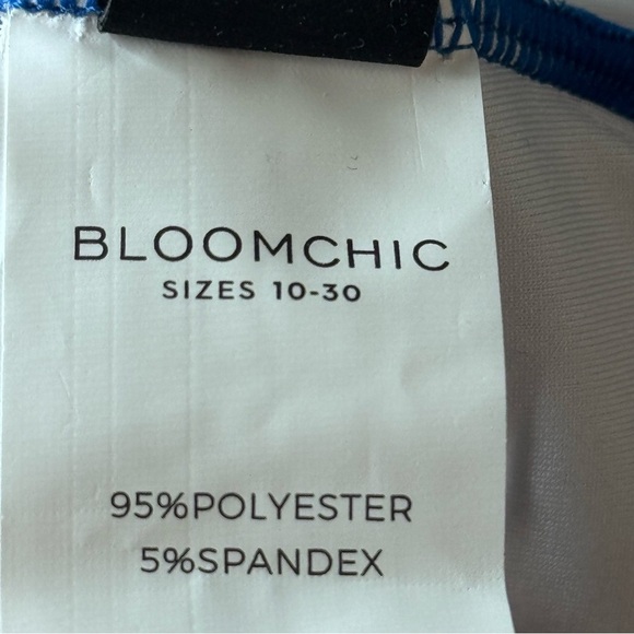 BloomChic Bandana Print Sculpt Waist Adjustable Straps One Piece Swimsuit Sz 26 - Picture 7 of 7